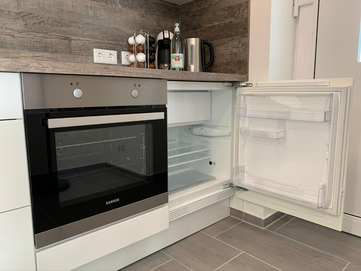 Top Modernes 1-Zimmer-Apartment Mit Kueche, Parkplatz, Kostenfreiem Wlan Und Netflix Bad Soden-Salmuenster Exterior photo